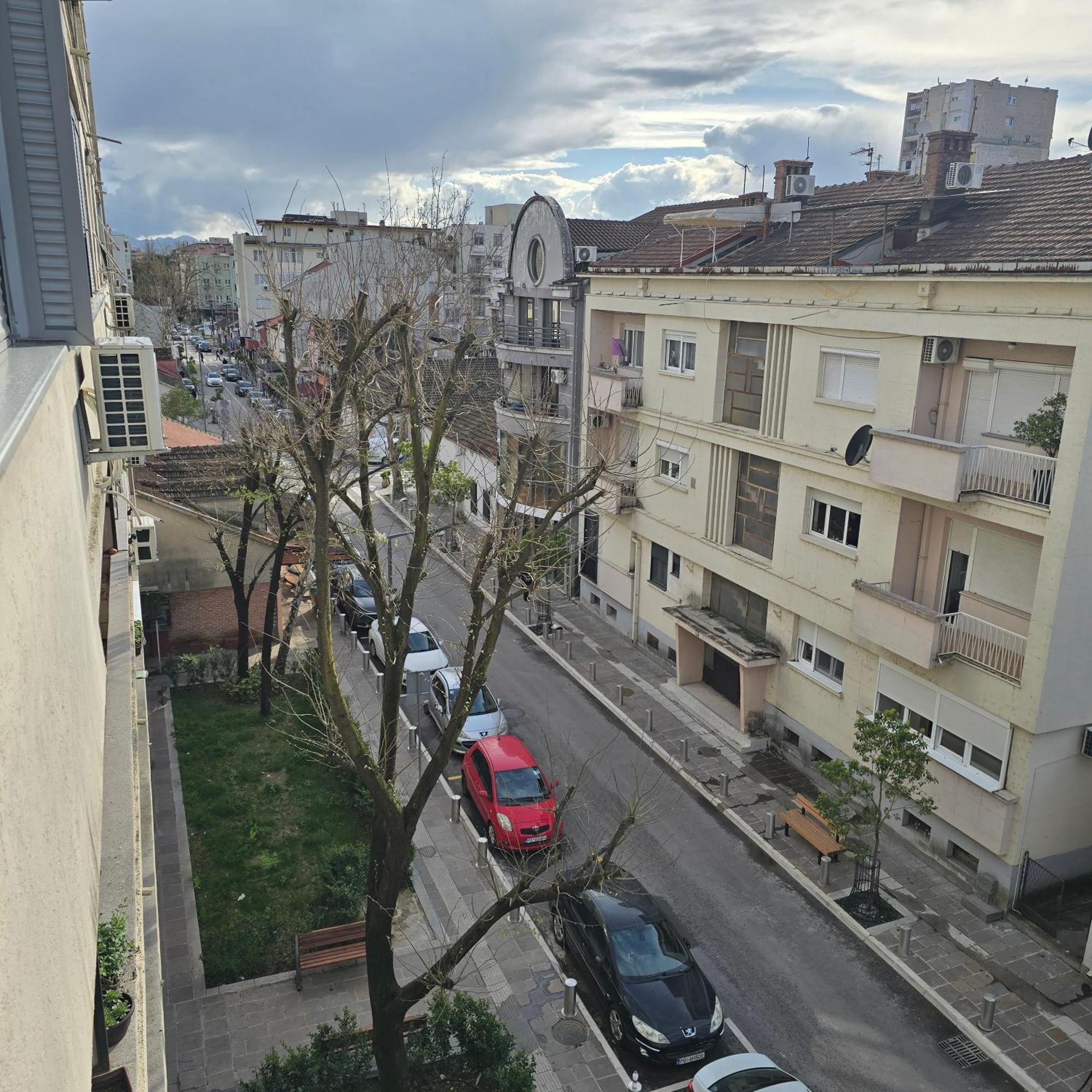 Rosewood Podgorica Apartment Luaran gambar